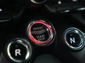 Aston Martin Vantage 4.0 V8 thumbnail 39