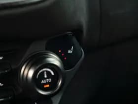 Aston Martin Vantage 4.0 V8 thumbnail 44