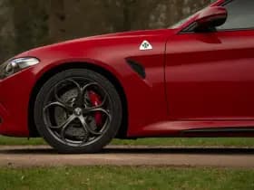 Alfa Romeo Romeo Giulia 2.9 V6 Quadrifoglio thumbnail 13