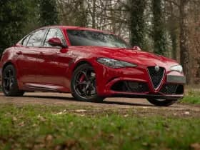 Alfa Romeo Romeo Giulia 2.9 V6 Quadrifoglio thumbnail 17