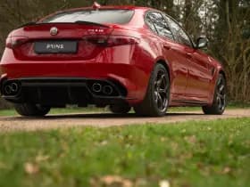 Alfa Romeo Romeo Giulia 2.9 V6 Quadrifoglio thumbnail 25