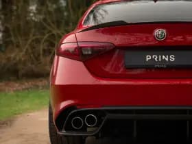 Alfa Romeo Romeo Giulia 2.9 V6 Quadrifoglio thumbnail 26