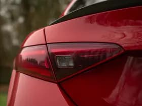 Alfa Romeo Romeo Giulia 2.9 V6 Quadrifoglio thumbnail 27