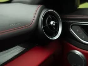 Alfa Romeo Romeo Giulia 2.9 V6 Quadrifoglio thumbnail 36