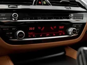 BMW 5-serie 530i xDrive High Executive | M Sport thumbnail 12