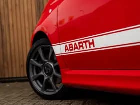 Abarth 595 70th Anniversary thumbnail 23