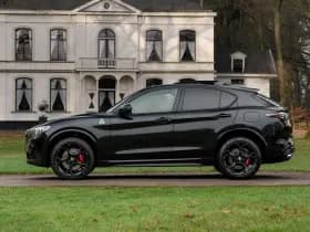 Alfa Romeo Romeo Stelvio 2.9 V6 AWD Quadrifoglio