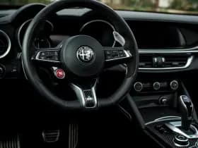 Alfa Romeo Romeo Stelvio 2.9 V6 AWD Quadrifoglio thumbnail 11