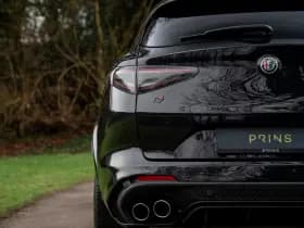 Alfa Romeo Romeo Stelvio 2.9 V6 AWD Quadrifoglio thumbnail 30