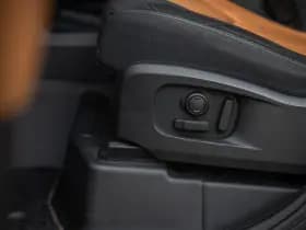 Land Rover Defender 110 110 3.0 X-Dynamic HSE thumbnail 39