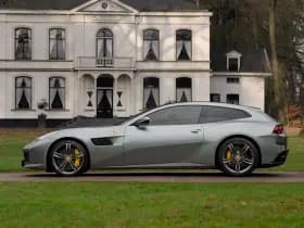 Ferrari GTC4Lusso T 3.9 V8