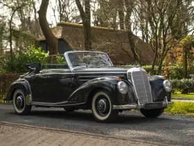 Mercedes-Benz 220 Cabriolet A 220 Cabriolet A W187 | Curved windshield thumbnail 13
