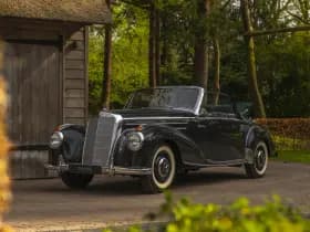 Mercedes-Benz 220 Cabriolet A 220 Cabriolet A W187 | Curved windshield thumbnail 17