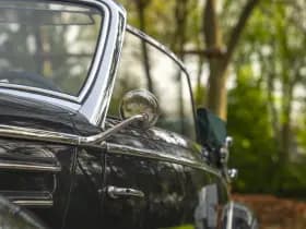 Mercedes-Benz 220 Cabriolet A 220 Cabriolet A W187 | Curved windshield thumbnail 21