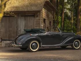 Mercedes-Benz 220 Cabriolet A 220 Cabriolet A W187 | Curved windshield thumbnail 28