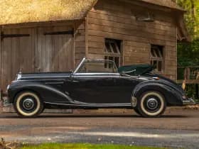 Mercedes-Benz 220 Cabriolet A 220 Cabriolet A W187 | Curved windshield thumbnail 4