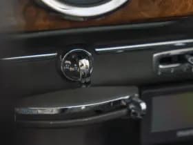 Mercedes-Benz 220 Cabriolet A 220 Cabriolet A W187 | Curved windshield thumbnail 70