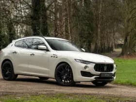 Maserati Levante 3.0 V6 Modena S AWD thumbnail 3