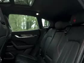 Maserati Levante 3.0 V6 Modena S AWD thumbnail 9