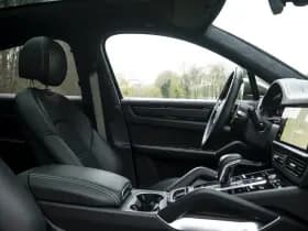 Porsche Cayenne Coupé 4.0 Turbo S E-Hybrid | PTS Oak Green thumbnail 34