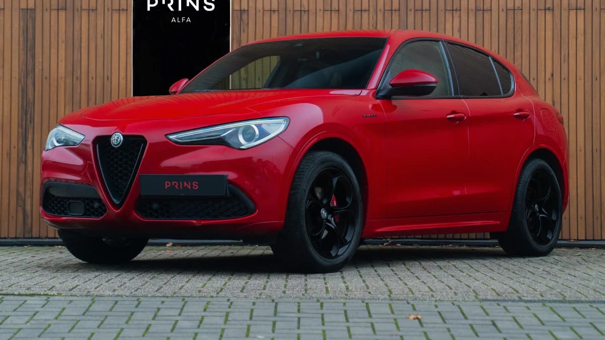 Alfa Romeo Romeo Stelvio 2.0T AWD Veloce 320pk — foto 1