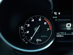 Alfa Romeo Romeo Stelvio 2.0T AWD Veloce 320pk thumbnail 24