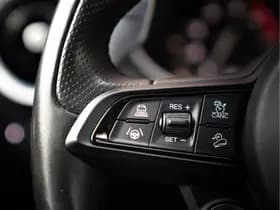 Alfa Romeo Romeo Stelvio 2.0T AWD Veloce 320pk thumbnail 27