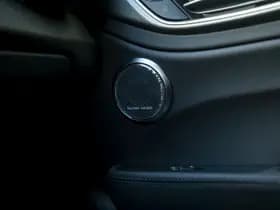 Alfa Romeo Romeo Giulia 2.0T GME AWD Competizione 280pk thumbnail 33