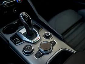 Alfa Romeo Romeo Giulia 2.0T GME AWD Competizione 280pk thumbnail 34