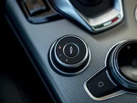 Alfa Romeo Romeo Giulia 2.0T GME AWD Competizione 280pk thumbnail 36