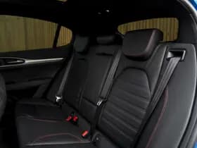 Alfa Romeo Romeo Stelvio 2.0T GME AWD Competizione 280pk thumbnail 9