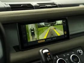 Land Rover Rover Defender 110 110 2.0 P400e 110 HSE 6-pers. thumbnail 12