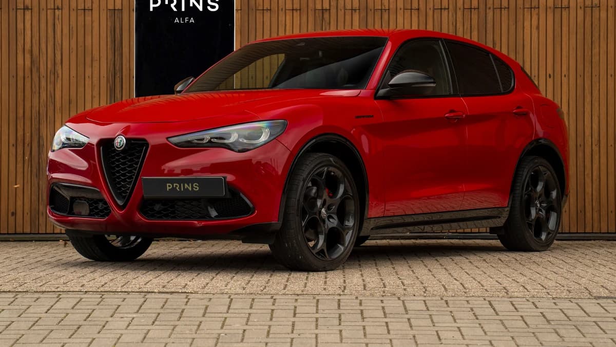 Alfa Romeo Romeo Stelvio 2.0T GME AWD Competizione 280pk — foto 1