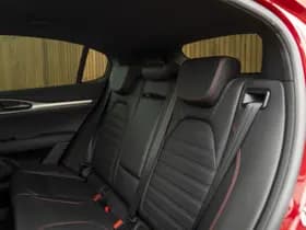 Alfa Romeo Romeo Stelvio 2.0T GME AWD Competizione 280pk thumbnail 9