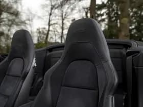 Porsche 911 Cabrio Cabrio 991-2 Carrera 4 GTS | Bose | Sport Chrono | NL-auto | SportDesign thumbnail 29
