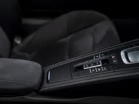 Porsche 911 Cabrio Cabrio 991-2 Carrera 4 GTS | Bose | Sport Chrono | NL-auto | SportDesign thumbnail 31