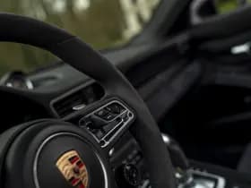 Porsche 911 Cabrio Cabrio 991-2 Carrera 4 GTS | Bose | Sport Chrono | NL-auto | SportDesign thumbnail 39