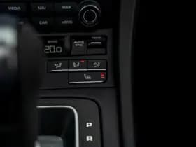 Porsche 911 Cabrio Cabrio 991-2 Carrera 4 GTS | Bose | Sport Chrono | NL-auto | SportDesign thumbnail 42