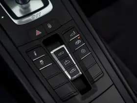 Porsche 911 Cabrio Cabrio 991-2 Carrera 4 GTS | Bose | Sport Chrono | NL-auto | SportDesign thumbnail 43