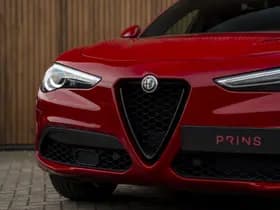 Alfa Romeo Stelvio thumbnail 15