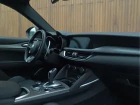 Alfa Romeo Stelvio thumbnail 25