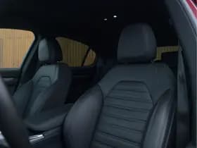 Alfa Romeo Stelvio thumbnail 8