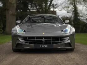 Ferrari FF thumbnail 2