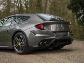 Ferrari FF thumbnail 23