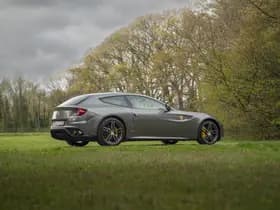 Ferrari FF thumbnail 25