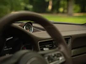 Porsche 911 thumbnail 32