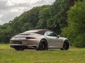 Porsche 911 thumbnail 6
