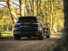 Porsche Cayenne thumbnail 27