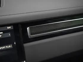 Porsche Cayenne thumbnail 40