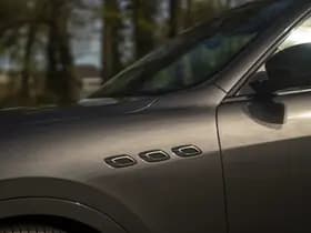 Maserati Levante thumbnail 22